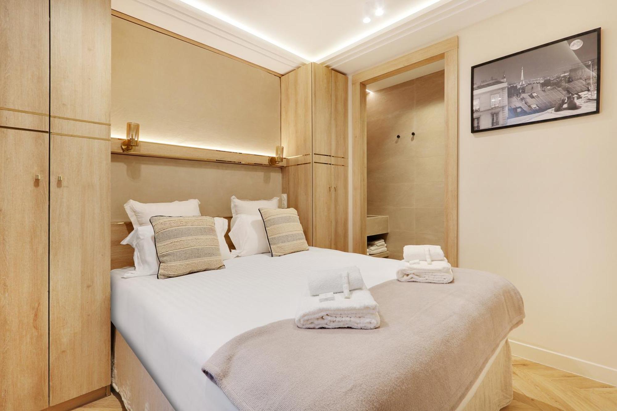 Majesti Upper Marais Apartments- Rue Du Faubourg Saint-Martin Paris Exterior foto