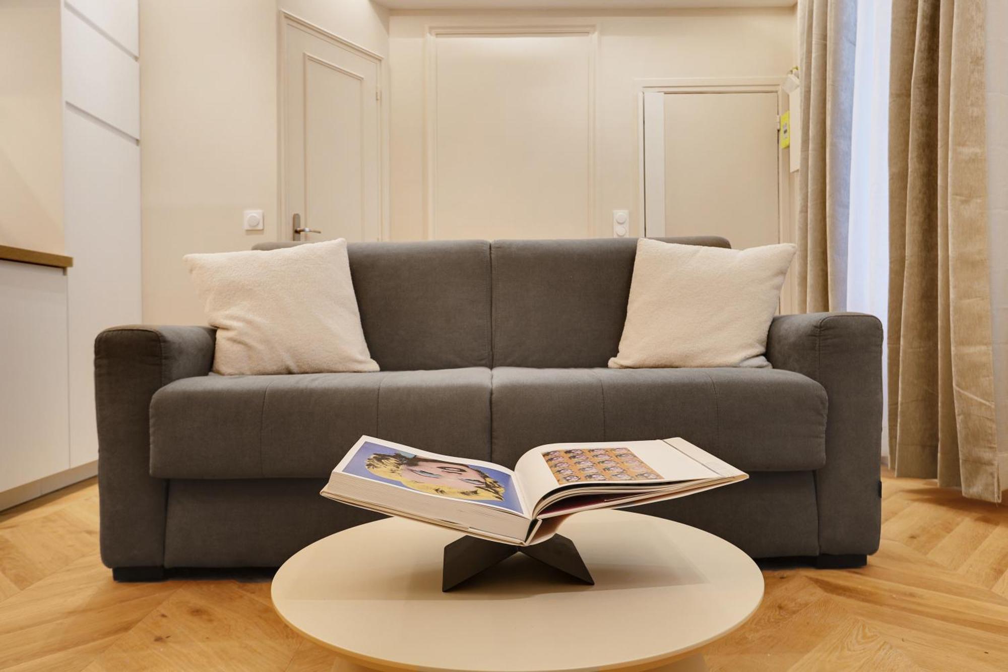 Majesti Upper Marais Apartments- Rue Du Faubourg Saint-Martin Paris Exterior foto